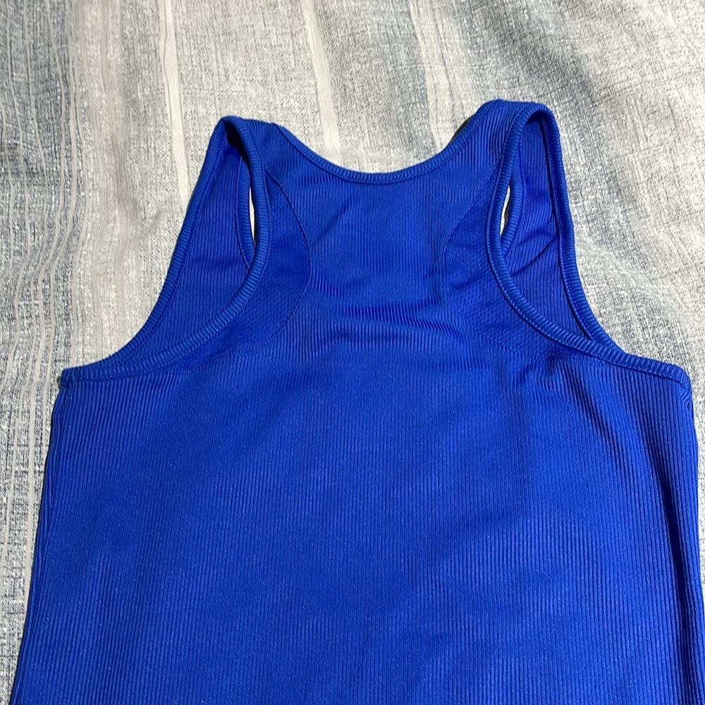 Blue heatgear tank top - Picture 3 of 3